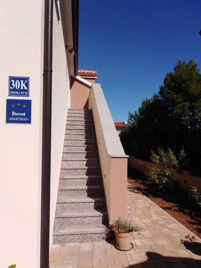 Apartment Ninić Srima Zewnętrze zdjęcie
