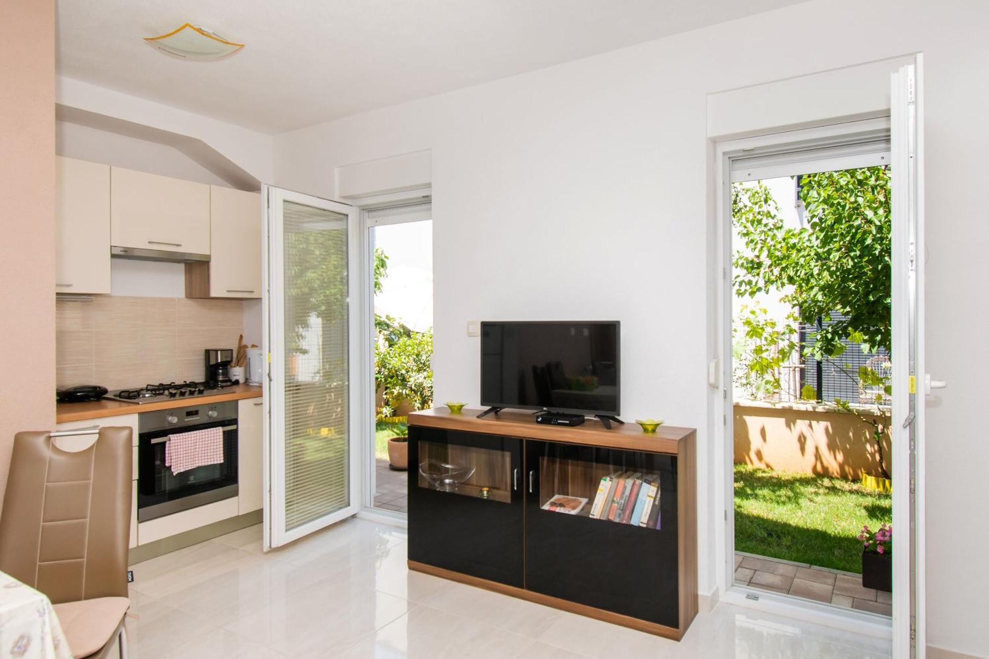 Apartment Ninić Srima Zewnętrze zdjęcie