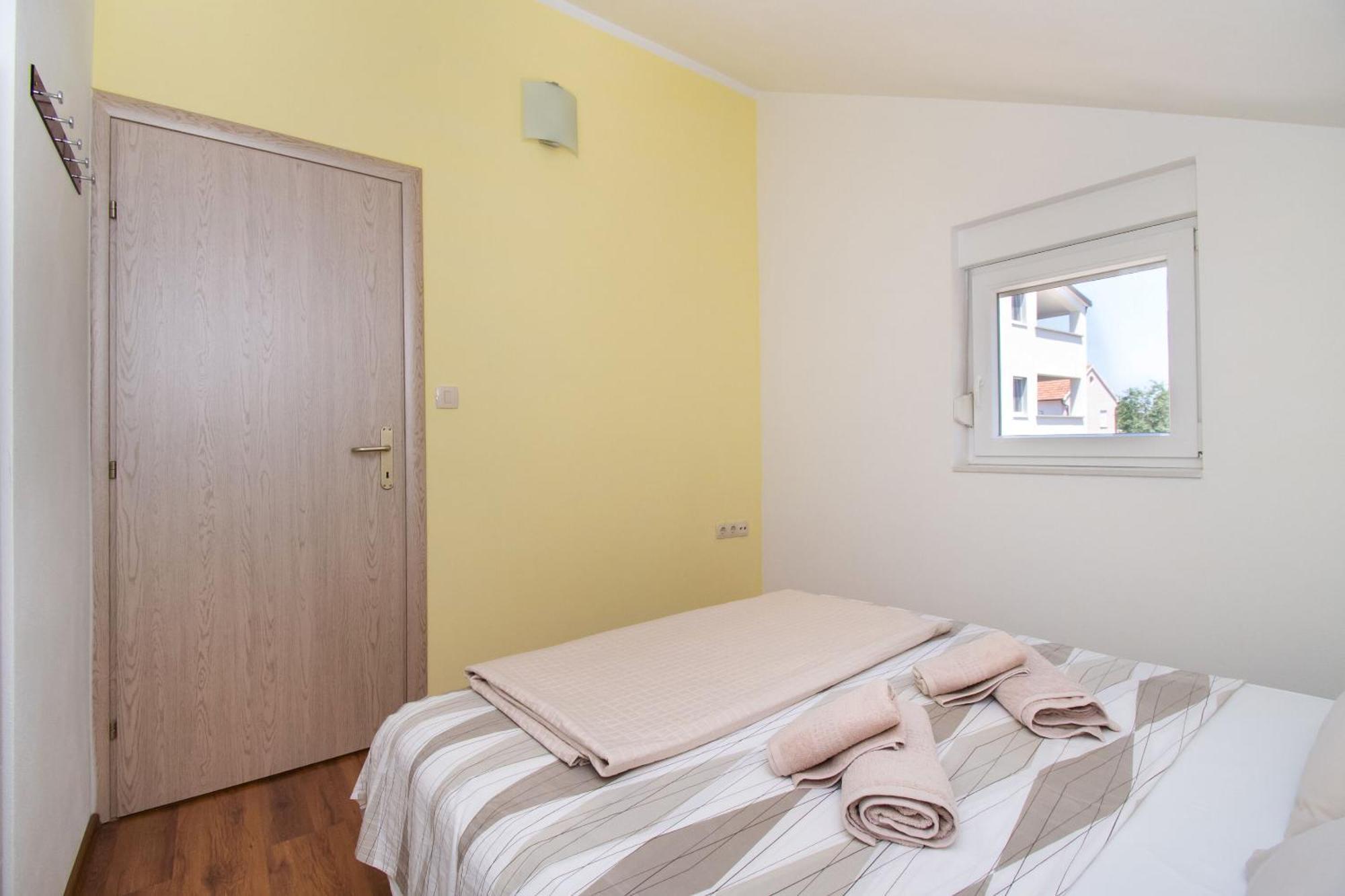 Apartment Ninić Srima Zewnętrze zdjęcie