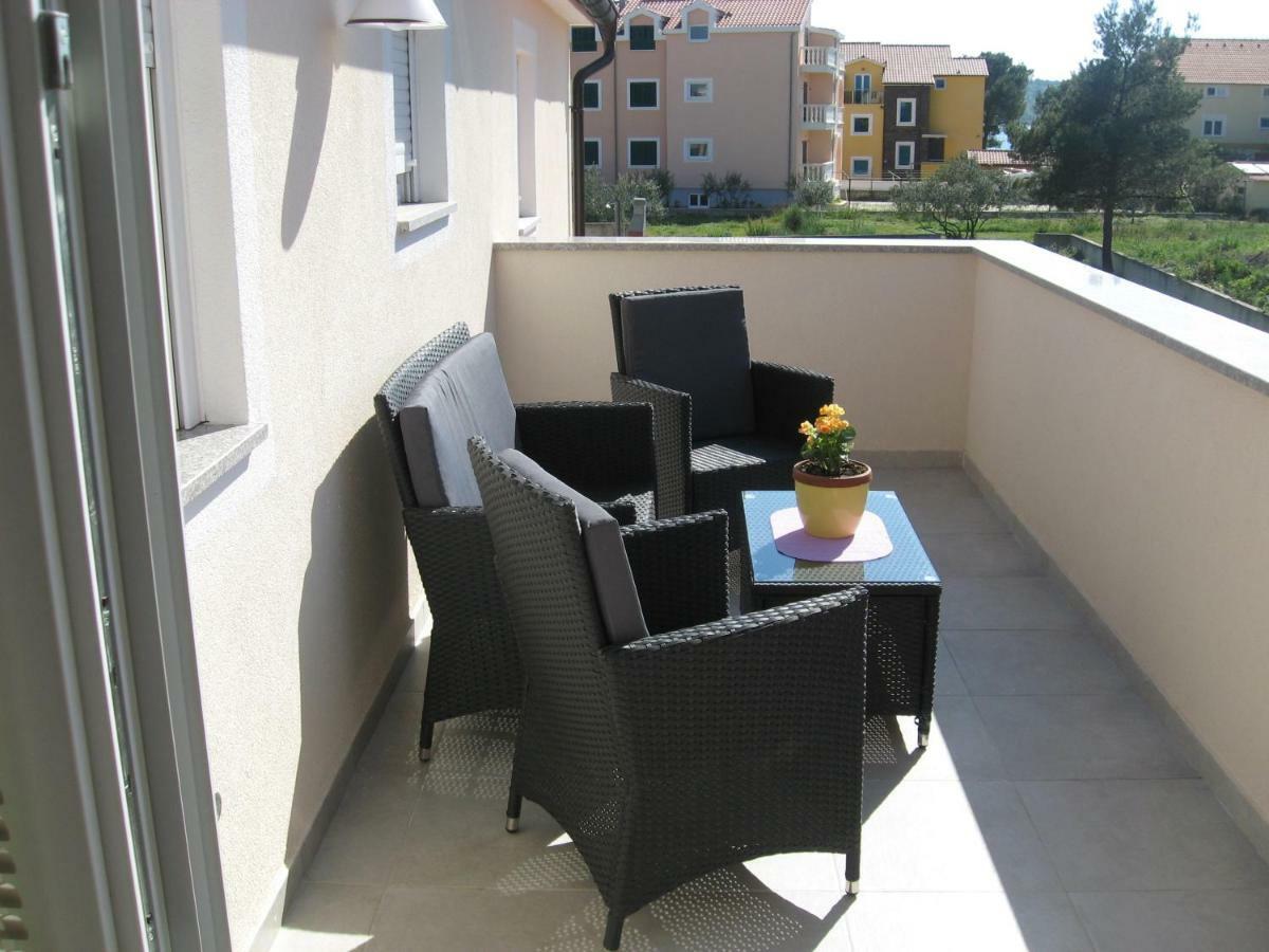 Apartment Ninić Srima Zewnętrze zdjęcie