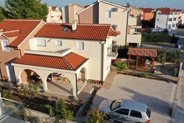 Apartment Ninić Srima Zewnętrze zdjęcie